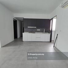 Brand New Jrk Convena, High-End Nature Inspired Condo, Pet Friendly