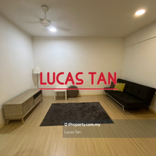 Studio unit with room