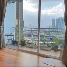 Corner Interior Designed Jacuzzi at Taragon Puteri Yks Klcc KL