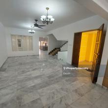 High-End 3.5 Stry Superlink! Perfect Location! Best Deal! Full Loan!