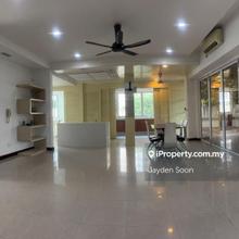 Bay Garden 3-Storey Bungalow for Rent