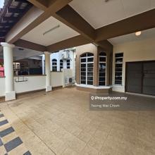 Freehold Terrace Town Area Semabok Permai Near Ujong Pasir Town Area
