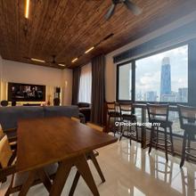 Renovated High Floor unit with Quality Furniture Fitted