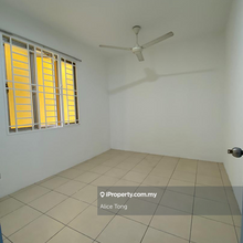 Partially furnished Pv10 