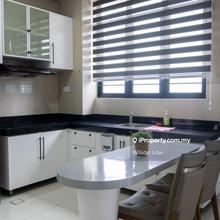 The Heritage Residence, 2room plus 1, Newly Renovated Fully Furnished 