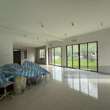 2 Storey Corner Big Land @ Jade Hills Kajang 