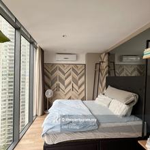 Corner unit with spacious balcony 