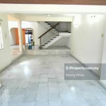 Sandy park, near park, 2storey, intermediate