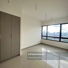 Limited unit and good deal in town