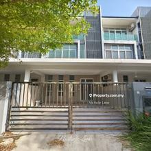 7 Rooms Move In Conditon 3 Storey Terrace House Bangi Avenue Kajang.