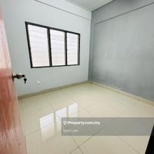 Flat Mutiara Rini@ Skudai Partial Furniture,Fully mosek,New Paint