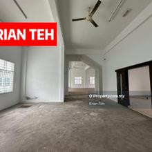 1.5 Storey Semi D Factory Light Industry For Rent at Permatang Tinggi