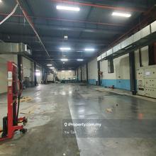 2 Adjoining 2.5 Storey Semi-D Factory@Subang 2, Sungai Buloh For Rent