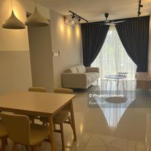 Brand New, Fully Furnished, Link Bridge To Jaya One, Balcony