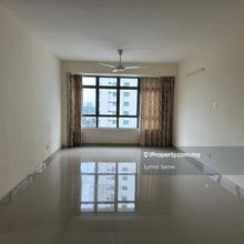 All Season Park Partially Furnished rare unit in market 2 carparks 