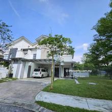 Corner Lot Double Storey Semi D Bukit Jelutong, Shah Alam