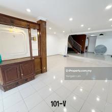Facing Parking 2sty 20x80 Taman Palm Grove Klang Renovated Extended