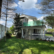 Fully Renovated , view to appreciate ! 