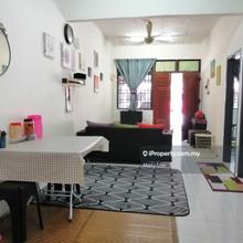 Single storey terrace house at Pondok Upeh