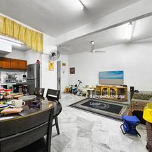 Cheapest Unit with Lift - 3 Bedrooms well maintained
