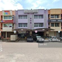 3 storey shop office