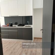 Emporis Residence Kota Damansara for sale!