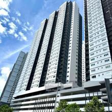 Walking Distance to Metropolitan Park