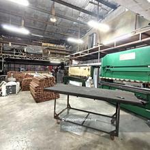 1.5 Storey Terrace Factory at Taman Universiti for Rent 
