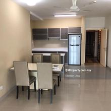 Saville Residence walking distance to Mid Valley