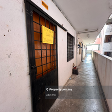 Cheaper unit. Well maintained.
