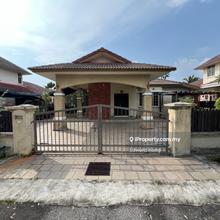Well Kept 1sty bugnalow house kota emerald rawrang