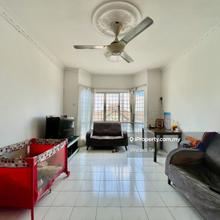 Taman Puncak Kinrara walkup apartment