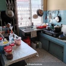 Single storey intermediate For Sale