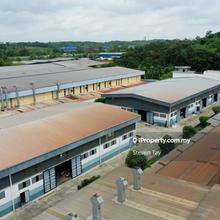 3 Storey Detach Factory Big Warehouse For Rent @ Semenyih 