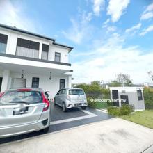 Semi-D house for Sale