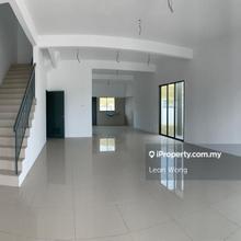 Fully renovated move in condition funshui number and facing 