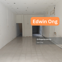 Intermediate Unit Double - Storey Shopoffice at Georgetown for Sale