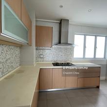Valued spacious unit ready to let! View anytime & Move in condition!