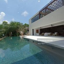 Bungalow  with swimming pool for Sale