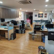 1758sf Office with Lift, Fully Furnish