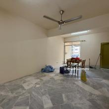 Ground Floor Unit For Rent @ Pangsapuri Daisy U3 Taman Subang Perdana