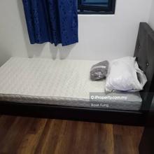 Small Room For Rent