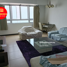 Pearl Regency 1345sf Seaview Condo Located in Jelutong, Georgetown 