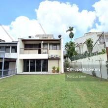 Endlot Terrace w Dual Entrance and Big Land Size One N Only