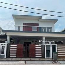 Elegant 2-Storey Bungalow in Taman Senawang Perdana: Move In Today