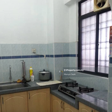 Desa Ara 700 Sqft Lower Floor Renovated Unit 1 Car Park Worth Deal