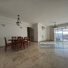 Good Condition 3 Bedrooms Condo in Bungaraya Saujana Resort