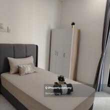 Fully Furnished Middle Room at Evoke Residence for Rent, Jalan Baru