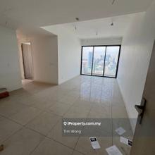 Brand new unit! No one stay before. Serious seller!