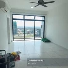 Sky Peak Setia Tropika 3 Bedrooms unit for Rent